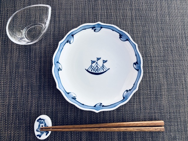 mo渕波帆船桔梗渕皿しん窯青花