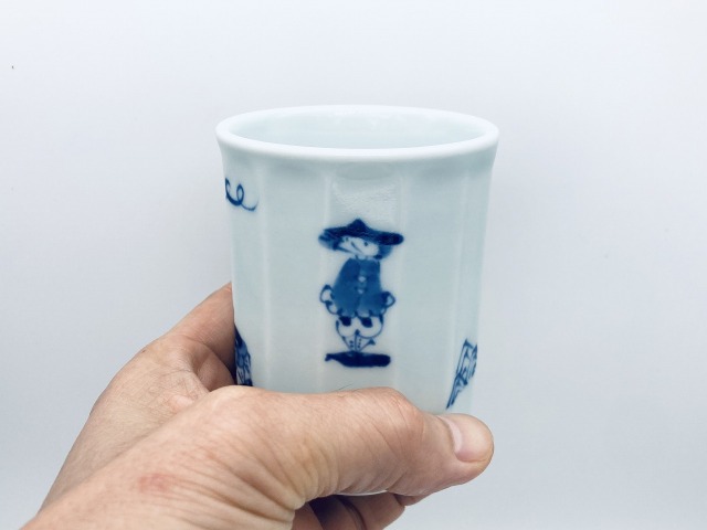 有田焼　しん窯　青花　異人さんシリーズ　まとめて 異人づくし面取コップしん窯青花限定商品