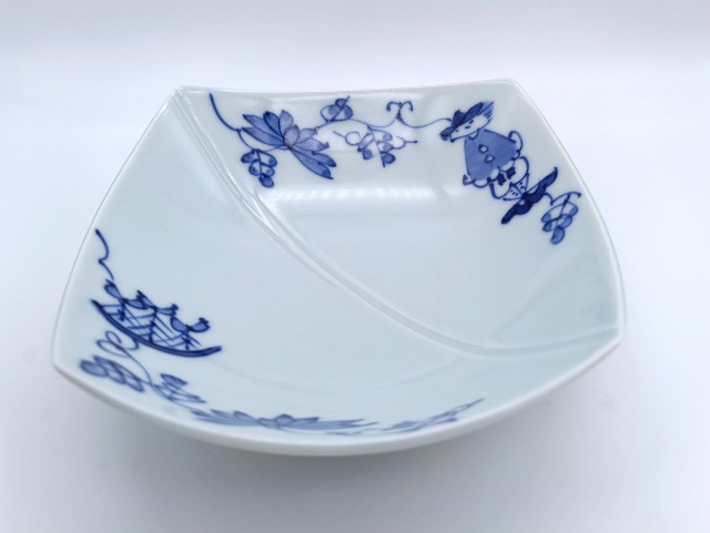 唐草異人　しのぎ入正角小鉢　しん窯青花　限定商品