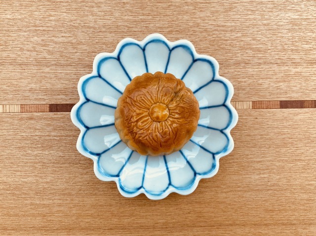 菊花菊割丸小皿 しん窯青花匠