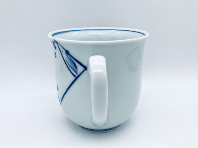 クラシックシリーズ 紅毛青花反マグカップ しん窯青花