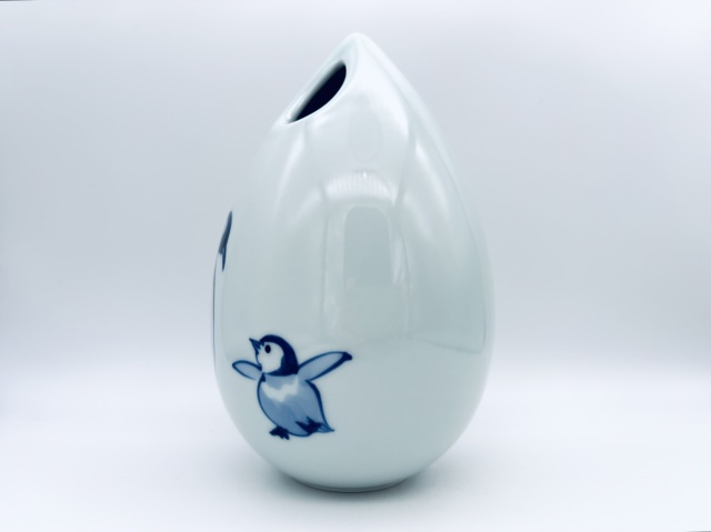 moペンギン雫型花瓶  しん窯 青花