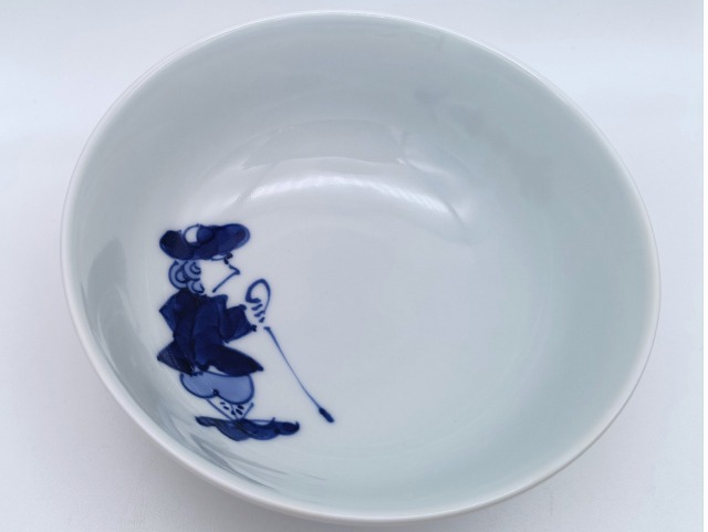 ステッキ異人　（線彫）４寸ボール　しん窯青花　限定商品