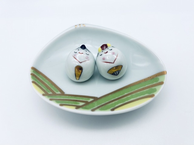豆ひな人形2人揃(青海波、貝型台皿付) しん窯 青花