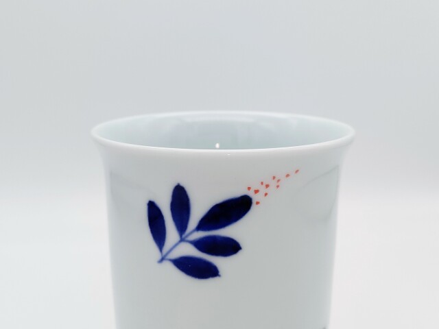 染錦南天反長湯呑(大)