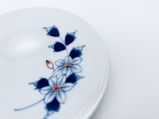 染錦鉄線花渕しのぎ小皿 しん窯青花匠 限定商品