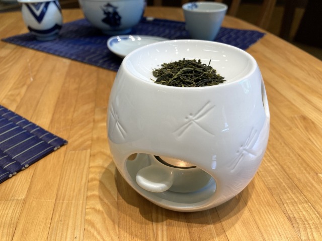 TONBO茶香炉 しん窯青花匠