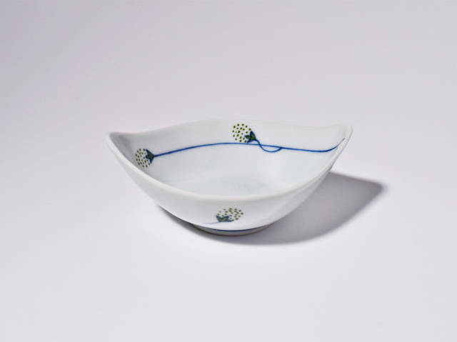 つるいちご(緑)舟型小鉢