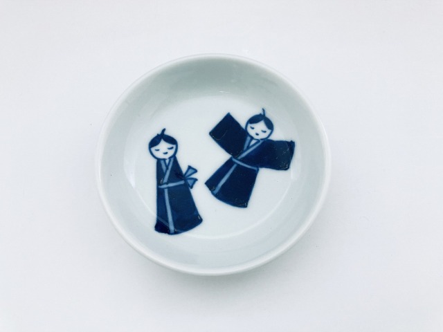 わらべ人形渕上り3寸皿 しん窯青花