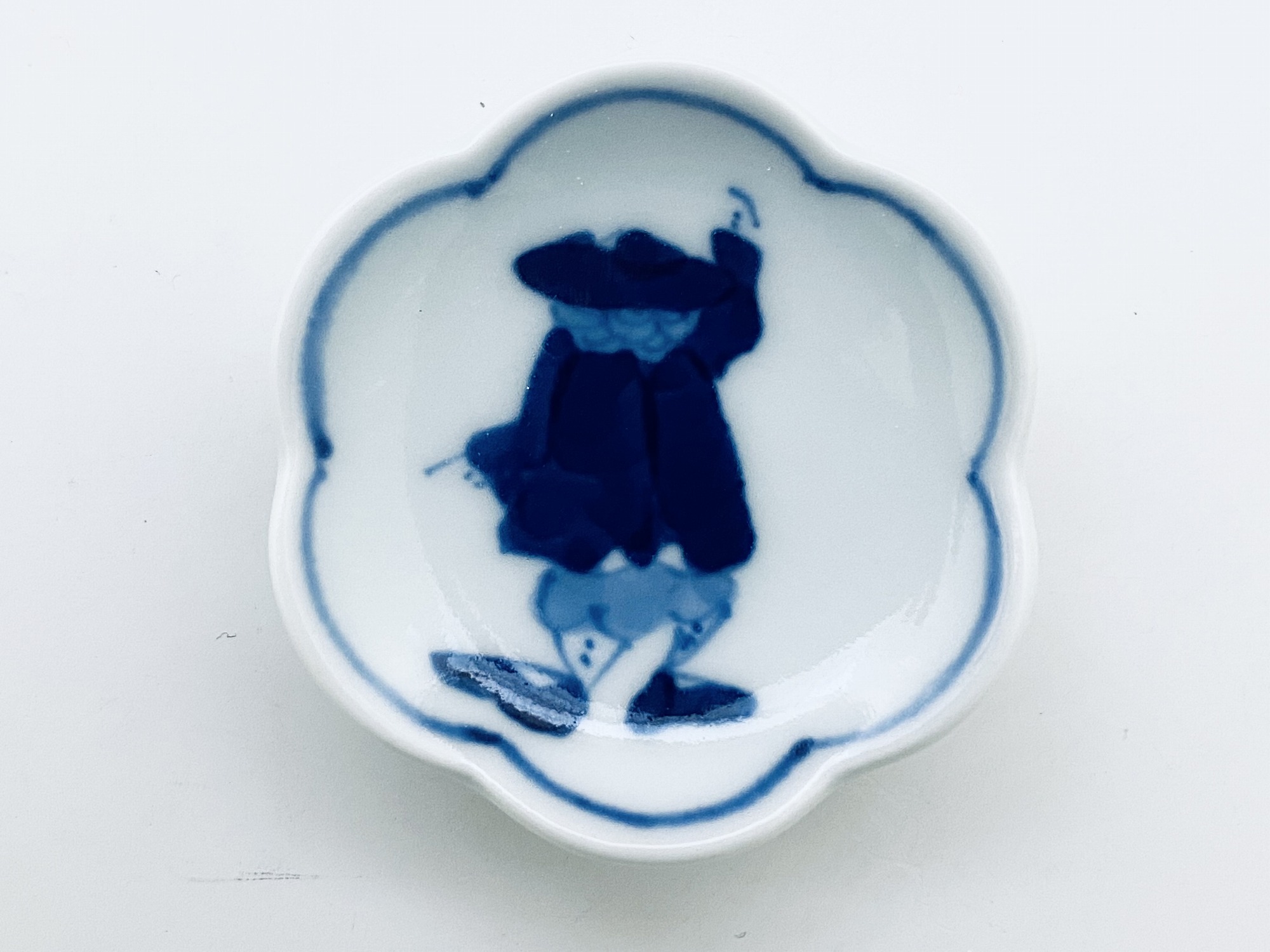 カール紅毛人梅型箸置 しん窯 青花