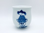 濃マント異人三角湯吞(小) しん窯青花限定商品