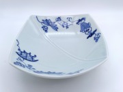 唐草異人　しのぎ入正角小鉢　しん窯青花　限定商品