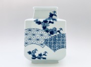 菊に麻の葉扁壺　限定商品 しん窯青花匠