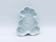 マント異人 刻の小皿