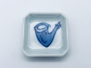 ハーモニー サックス角豆皿 しん窯 青花