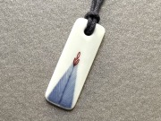 染錦菱松文ペンダント