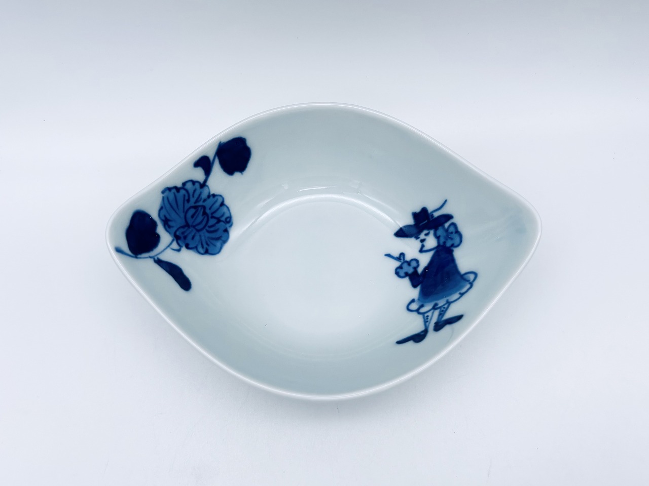 さすらい異人舟型小鉢しん窯青花　限定商品