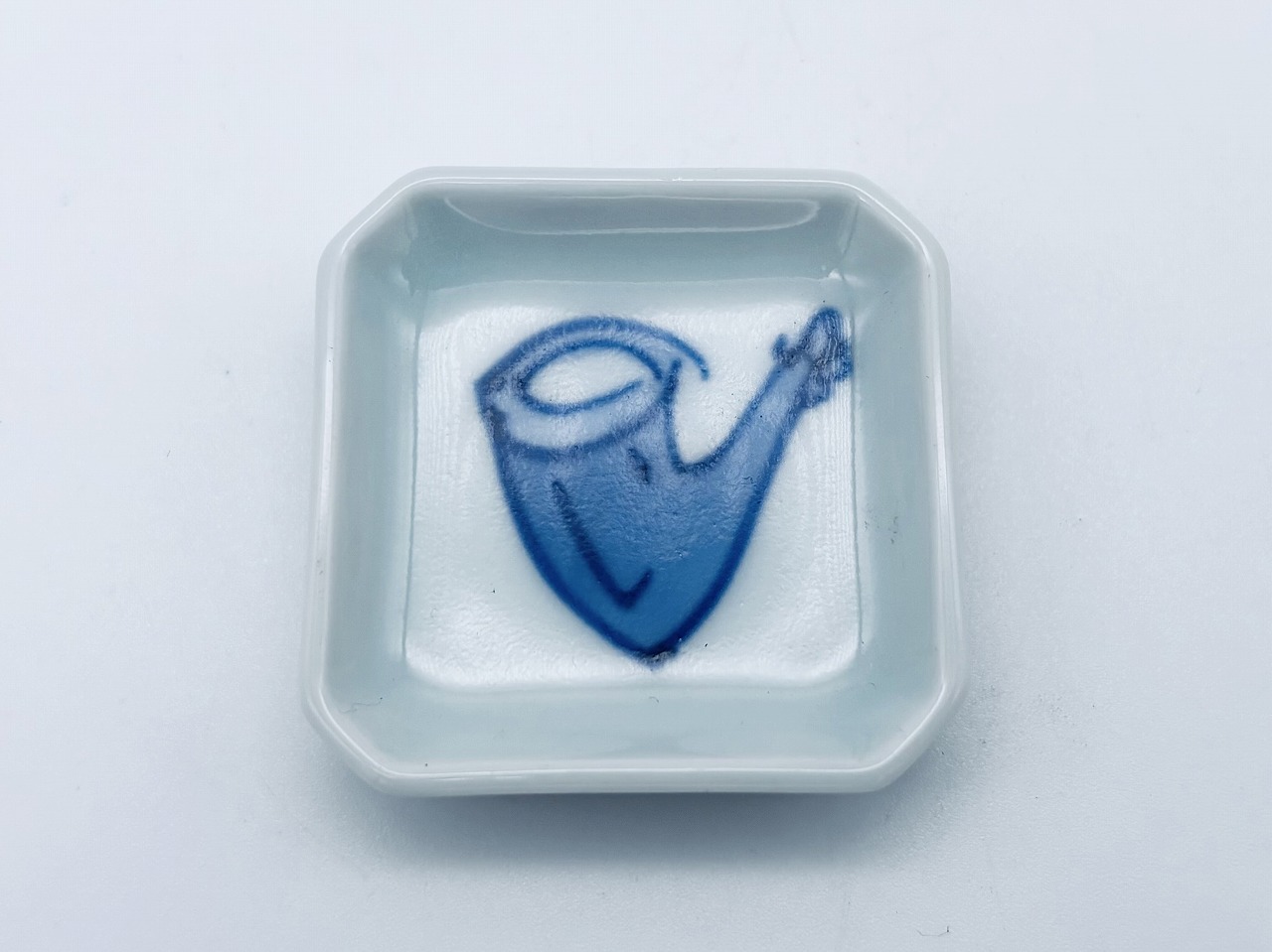 ハーモニー サックス角豆皿 しん窯 青花