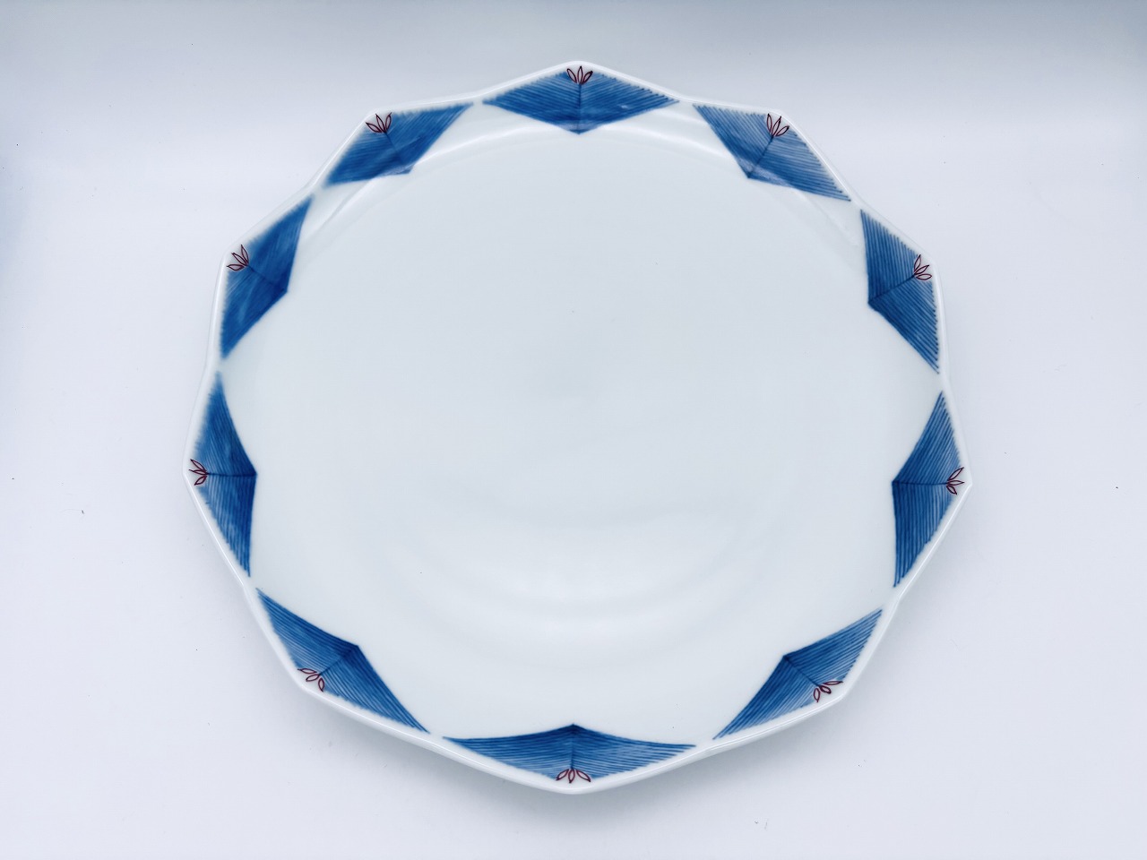 染錦菱渕菱文皿21cm