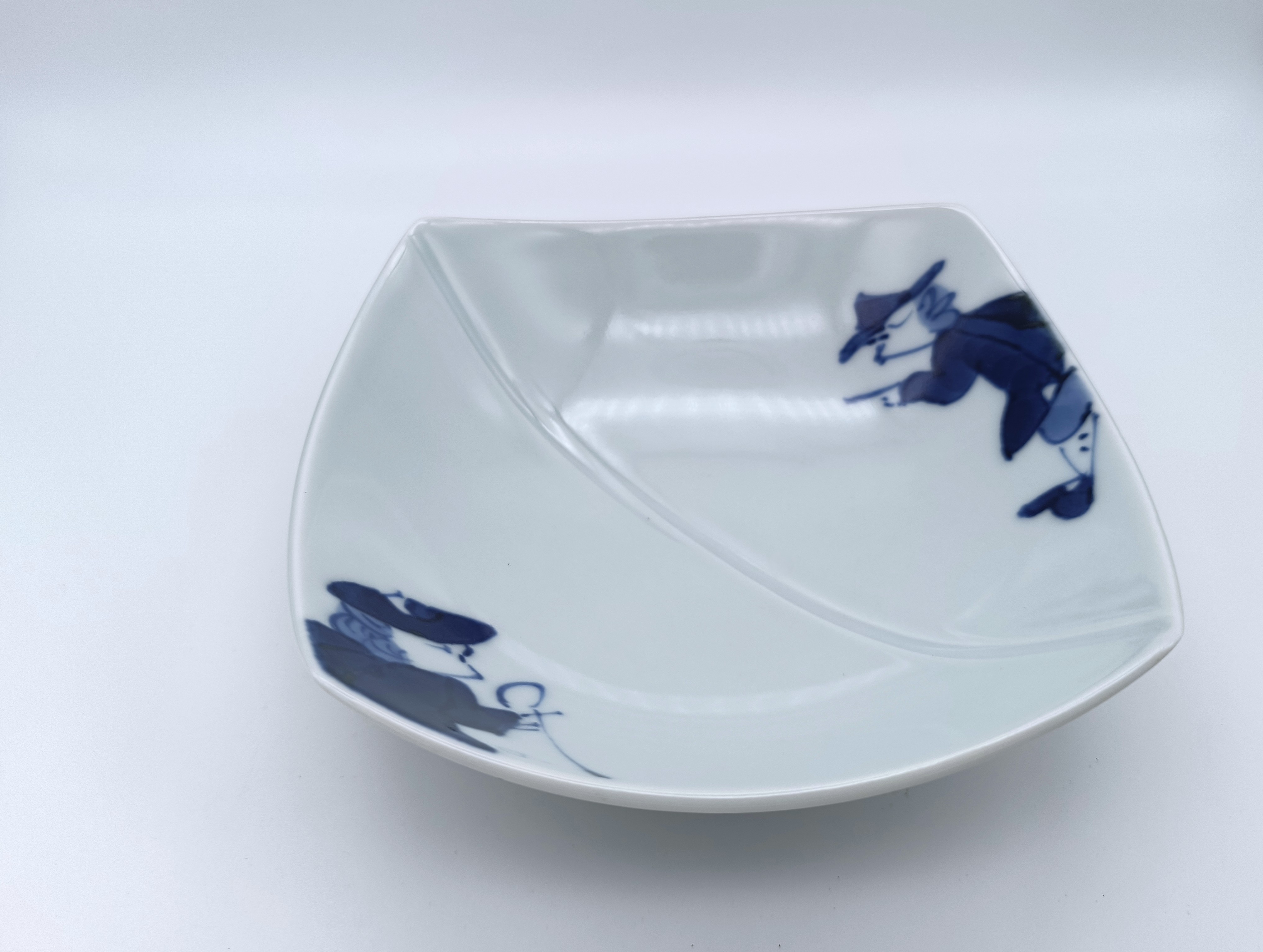 ステッキ異人　しのぎ入正角鉢しん窯青花　限定商品