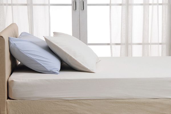 おしゃれな洗えるツイル織ベッドシーツ・ボックスシーツのシングルセミダブルダブルサイズ共通のアイボリー