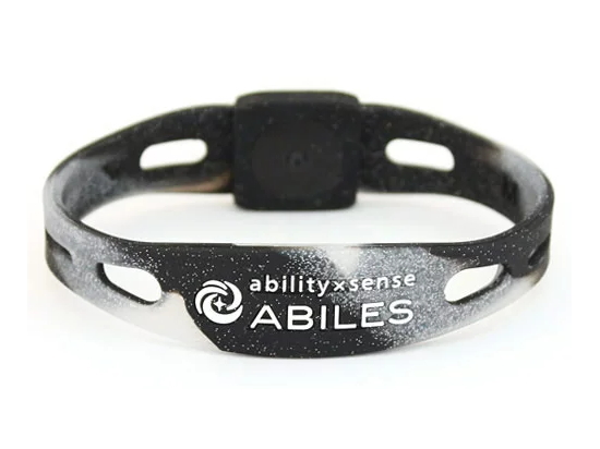 「ABILES＋NEO　（アビリスプラスネオ　ブレスレット）」　〜丸山式コイル　BRACK EYE（ブラックアイ）搭載ブレスレット〜