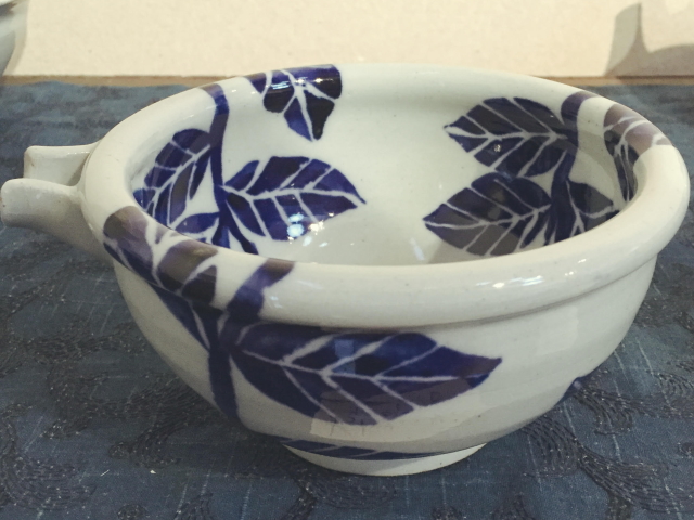 五山焼（いつつやまやき）　「片口　中鉢　（アジサイ）」　〜信州の陶芸家　朝比奈克文氏　陶芸作品