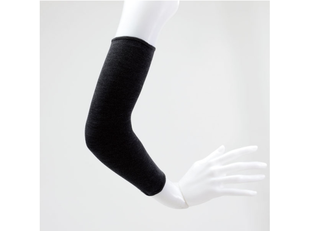 「アルファウェーブ・サポーター（腕用）」　〜活性光線（遠赤外線）でじんわり暖まる〜