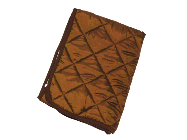 オーラ蓄熱足湯気分キルト　（70×110ｃｍ）