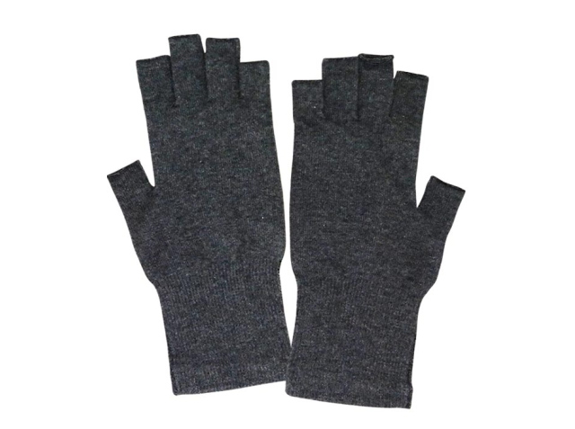 「アルファウェーブ・ハンドウォーマー　〜活性光線（遠赤外線）でじんわり暖まる〜