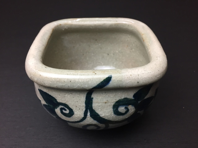 朝比奈克文　「草紋片口浅鉢青」　陶芸　五山焼　真作保証　 味わいと温もりの逸品 朝比奈克文 「草紋片口浅鉢青」 陶芸 五山焼 真作保証 味わいと