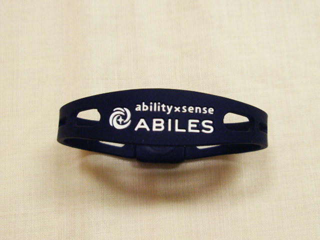 「ABILES＋　（アビリス　プラス）」　〜丸山式コイル　BRACK EYE（ブラックアイ）搭載ブレスレット〜