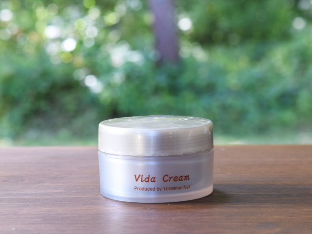 Vida Cream　（ビダクリーム）　ノーマル　30ｍｌ　容器付　〜テネモス商品〜