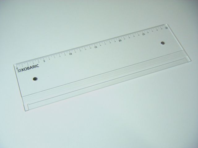 ラクラクa4三つ折り A4用紙を定型封筒に入れる際の三つ折り作業の補助