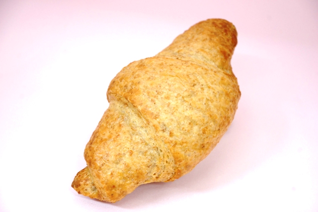 栄養満点！“全粒粉”と“ハチミツ”の組み合わせ！『プーさんのはちみつ全粒粉クロワッサン』♪