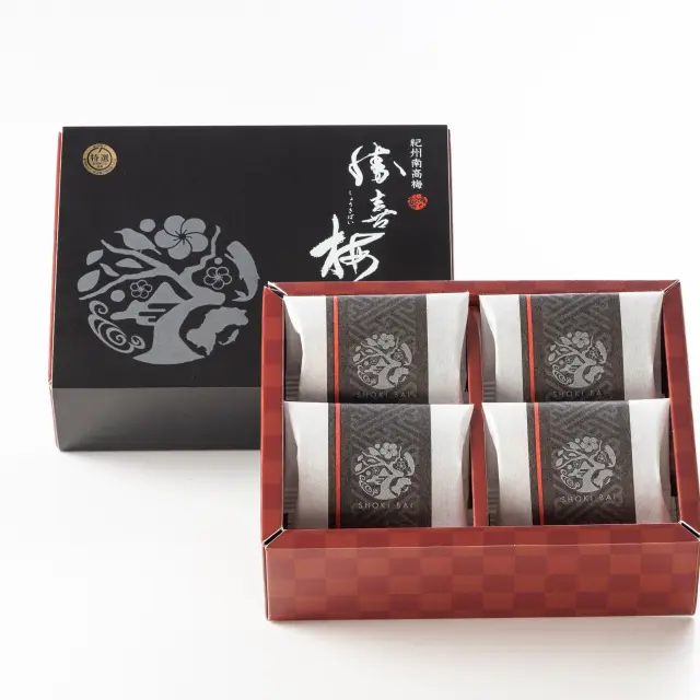 極4包