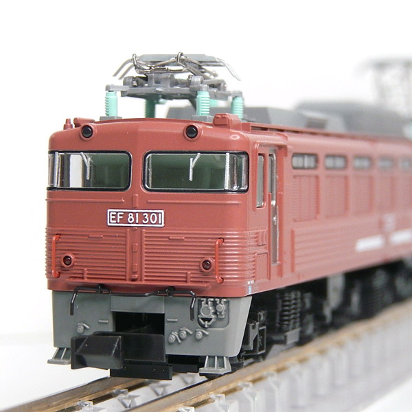 EF81 300 JR貨物更新車（ローズピンク）タイプ
