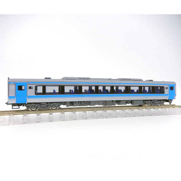 JR四国2000形中間車（2217号車・1両分）