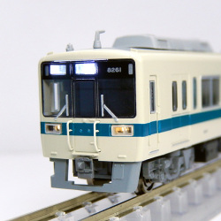 小田急8000形 菱形パンタ