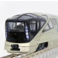 E001形＜TRAIN SUITE 四季島＞