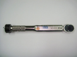 シグナル式トルクレンチ QL12N4