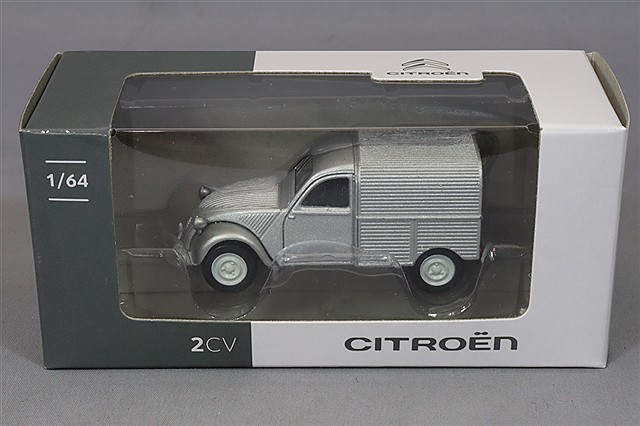 AMC0191107-SV.jpg