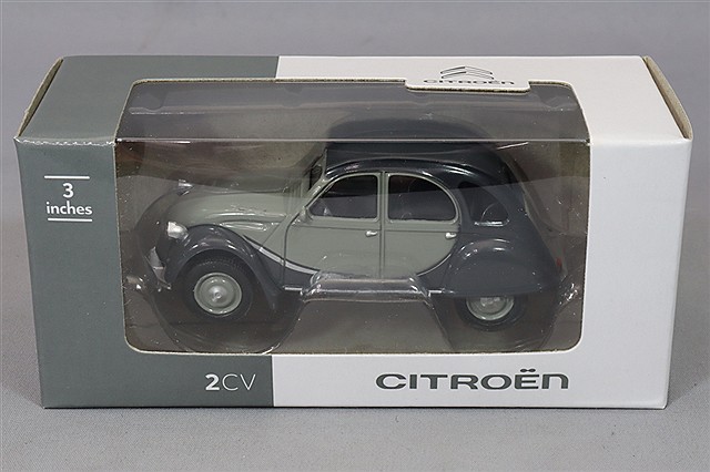 AMC0191352-GR.jpg