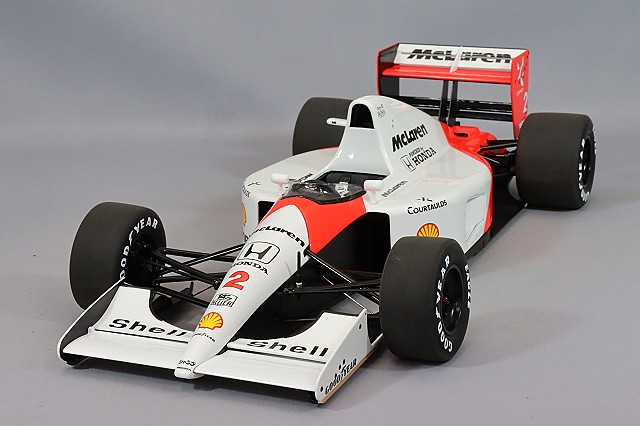 オートアート コンポジット 1/18 マクラーレン ホンダ MP4/6 日本GP 1991年 #2 G.ベルガー ※マクラーレンロゴ入り