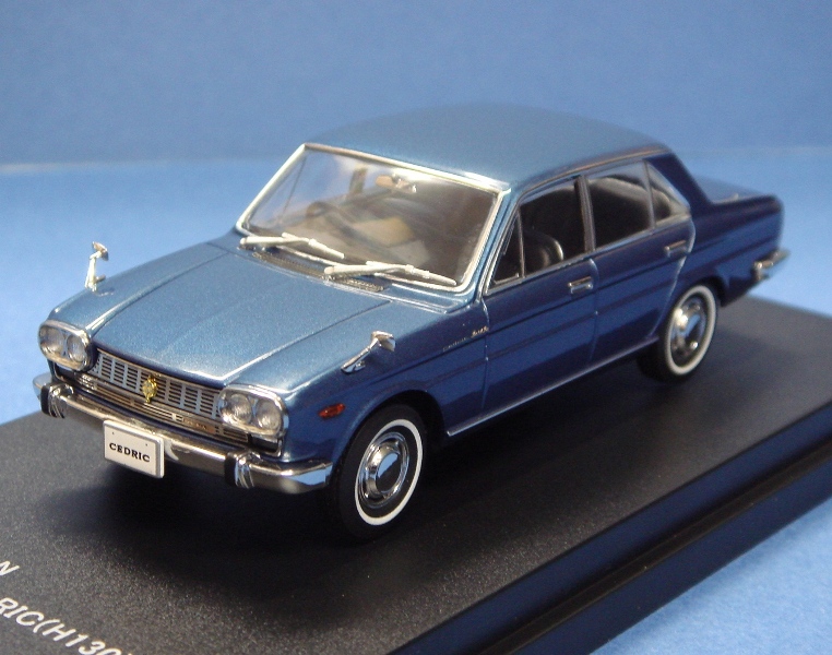 CAM@ 1/43 1966 日産セドリック スペシャル6（130型）カリビアンブルーメタリック【ダイキャスト製】