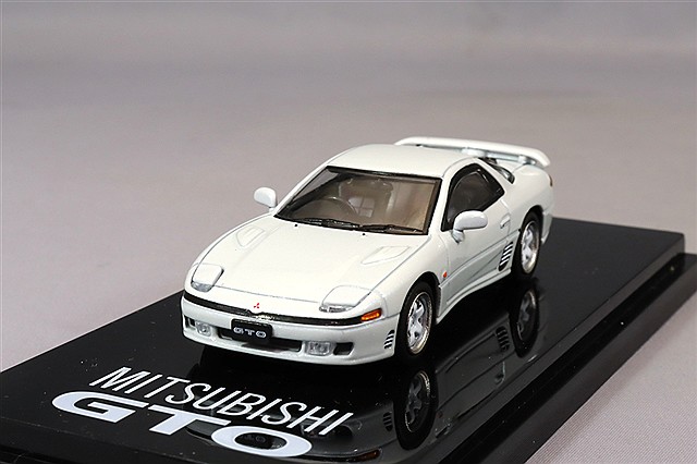 HJ644065W.jpg