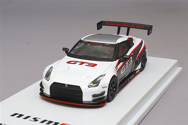 京商 1/64 ニスモ R35 GT-R GT3 ホワイト LED搭載 【MOTN対応】