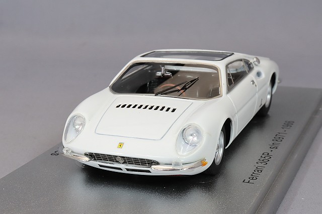 KESS 1/43 フェラーリ 365P ベルリネッタ スペシャル 3シート 1966 ホワイト