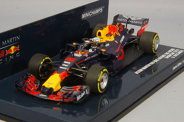 MC417189003.jpg
