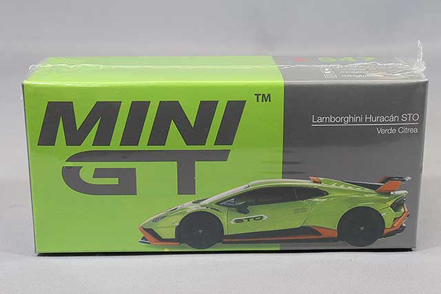 MGT00547-R.jpg